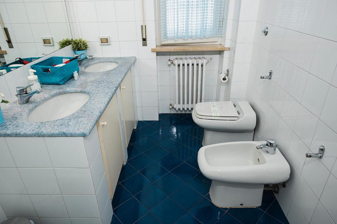 Double Room Private External Bathroom